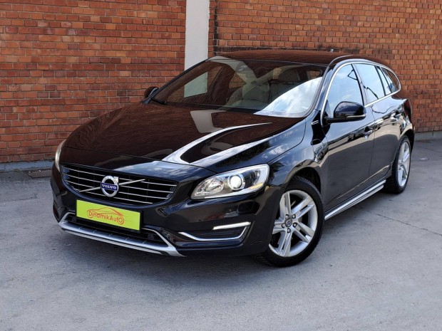 Volvo V60 2.4 D [D6] Phev AWD Summum Geartronic...